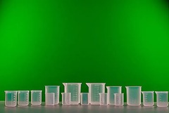 Комплект стаканов пластиковых (15 штук) - fgospostavki.ru - Ейск