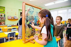 Игровой набор "Мольберт с зеркалом" - fgospostavki.ru - Ейск