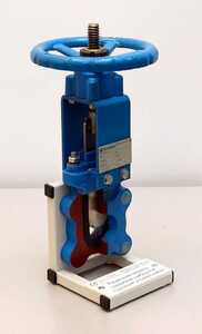 Разрезная модель задвижки шиберной с ручным управлением - fgospostavki.ru - Ейск