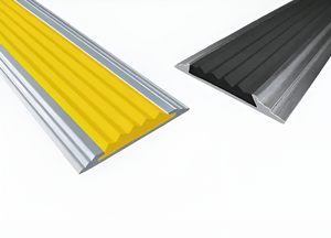 Алюминиевая полоса с резиновой вставкой 1330 миллиметров - fgospostavki.ru - Ейск