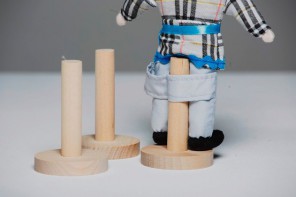 Подставки под куклу - fgospostavki.ru - Ейск