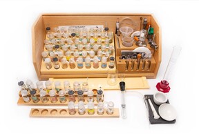 Микролаборатория для химического эксперимента (с ППГ, набором керамики и фарфора) - fgospostavki.ru - Ейск